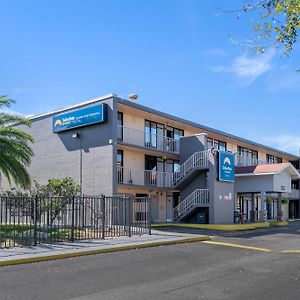 Suburban Studios International Drive